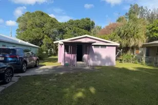 1804 S 30th S, Fort Pierce, FL 34947 - Photo 3