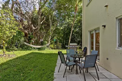 4776 Lago Vista Drive, Coconut Creek, FL 33073 - Photo 33