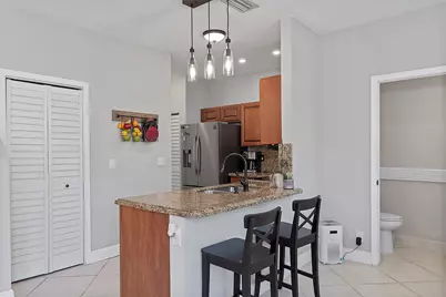 4776 Lago Vista Drive, Coconut Creek, FL 33073 - Photo 13