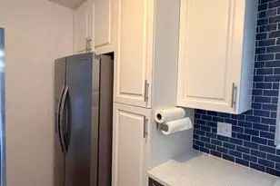 230 Lake Dora Dr, West Palm Beach, FL 33411 - Photo 9