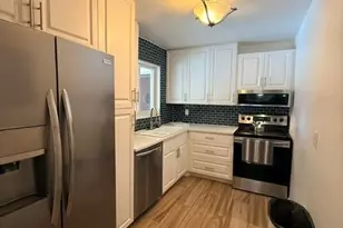 230 Lake Dora Dr, West Palm Beach, FL 33411 - Photo 5