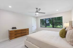 52 Stratford Ln W, Boynton Beach, FL 33436 - Photo 13