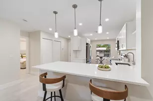 52 Stratford Ln W, Boynton Beach, FL 33436 - Photo 9