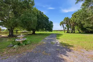 25710 Orange Ave, Fort Pierce, FL 34945 - Photo 47