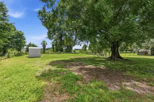 25710 Orange Ave, Fort Pierce, FL 34945 - Photo 33