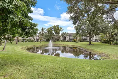 11863 Wimbledon Circle #426, Wellington, FL 33414 - Photo 11
