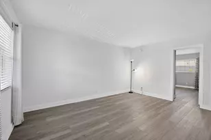 2741 NE 8th Ave, Wilton Manors, FL 33334 - Photo 3