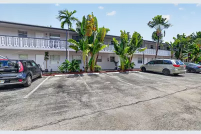 2741 NE 8th Avenue #15, Wilton Manors, FL 33334 - Photo 15