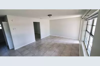 2578 Seneca Avenue, Fort Pierce, FL 34946 - Photo 5