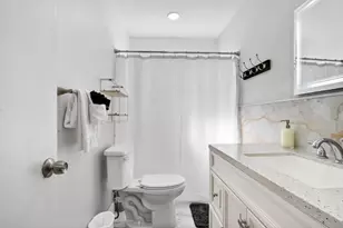 1761 NE 55th St, Fort Lauderdale, FL 33334 - Photo 15
