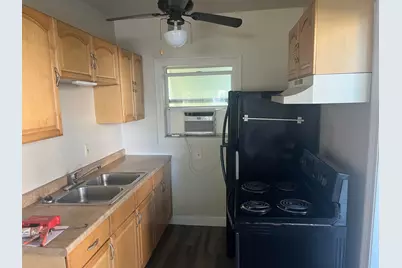 211 N A Street, Lake Worth Beach, FL 33460 - Photo 11