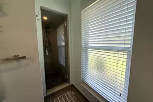 10240 NW 17th St, Coral Springs, FL 33071 - Photo 9