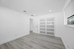 2785 Reo Ln, Palm Springs, FL 33461 - Photo 13