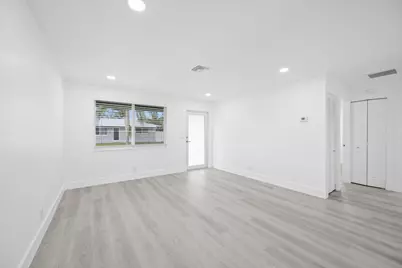 2785 Reo Lane #1, Palm Springs, FL 33461 - Photo 7
