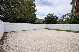 2785 Reo Ln, Palm Springs, FL 33461 - Photo 3