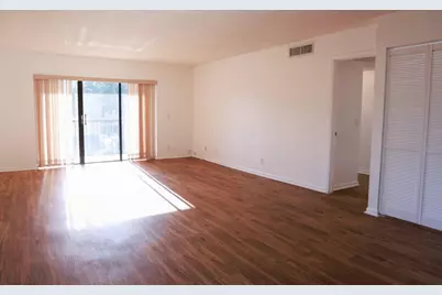 428 Lakeview Drive #201, Weston, FL 33326 - Photo 7
