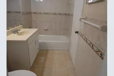 7814 NW 1st Court NW, Margate, FL 33063 - Photo 9