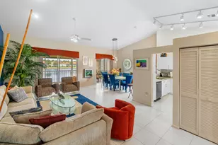 9829 Seacrest Cir, Boynton Beach, FL 33437 - Photo 3