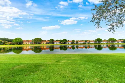 9829 Seacrest Circle #202, Boynton Beach, FL 33437 - Photo 3