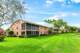 9829 Seacrest Cir, Boynton Beach, FL 33437 - Photo 25