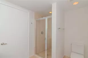 465 Brickell Ave, Miami, FL 33131 - Photo 29