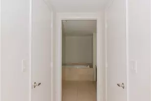 465 Brickell Ave, Miami, FL 33131 - Photo 23