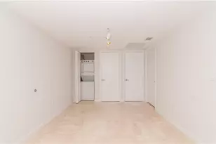 465 Brickell Ave, Miami, FL 33131 - Photo 31