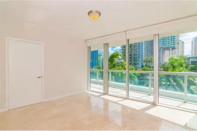 465 Brickell Avenue, Miami, FL 33131 - Photo 5