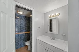 4848 NW 24th, Lauderdale Lakes, FL 33313 - Photo 15