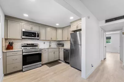 340 NW 19th Street #2020, Boca Raton, FL 33432 - Photo 1
