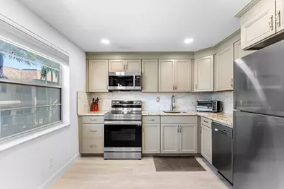 340 NW 19th Street #2020, Boca Raton, FL 33432 - Photo 7