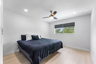 340 NW 19th St, Boca Raton, FL 33432 - Photo 11