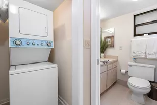 11863 Wimbledon Circle, Wellington, FL 33414 - Photo 13