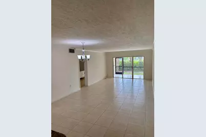 4040 Crystal Lake Drive #101, Pompano Beach, FL 33064 - Photo 5