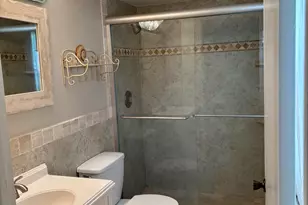 4040 Crystal Lake Dr, Pompano Beach, FL 33064 - Photo 9