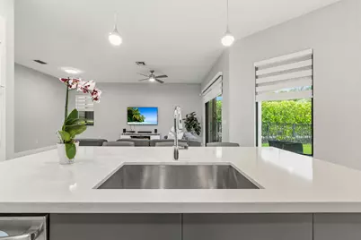 10555 Waves Way, Parkland, FL 33076 - Photo 15