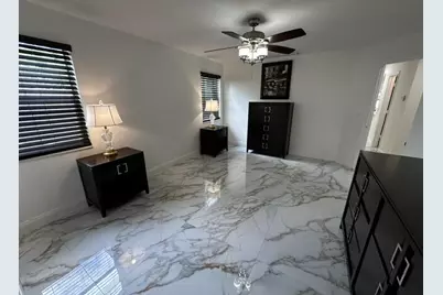 2173 Discovery Circle W, Deerfield Beach, FL 33442 - Photo 9