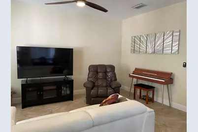 552 NW 39th Circle N, Boca Raton, FL 33431 - Photo 9