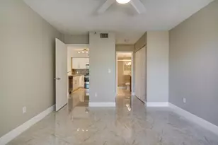 140 Yacht Club Way, Hypoluxo, FL 33462 - Photo 9