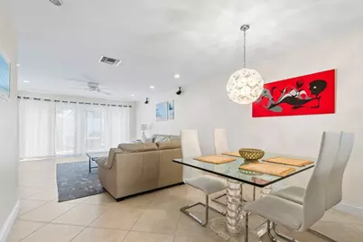 842 SE 19th Avenue #103, Deerfield Beach, FL 33441 - Photo 3