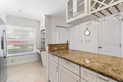 842 SE 19th Avenue #103, Deerfield Beach, FL 33441 - Photo 9