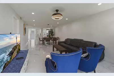 9523 N Hollybrook Lake Drive #103, Pembroke Pines, FL 33025 - Photo 15