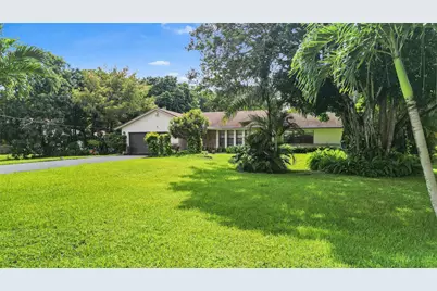 9700 NW 28th Street, Cooper City, FL 33024 - Photo 5