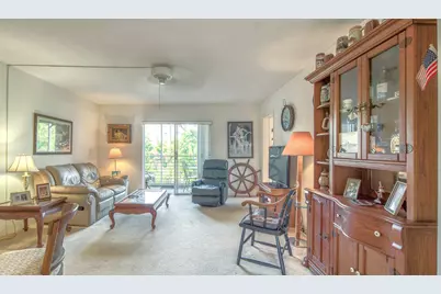 2855 S Garden Dr Drive S #203, Palm Springs, FL 33461 - Photo 9