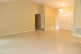 4002 NW 73rd Ave, Coral Springs, FL 33065 - Photo 3