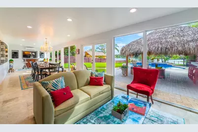 6850 Eastview Drive, Lake Worth, FL 33462 - Photo 9