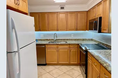 1000 Spanish River Road #2n, Boca Raton, FL 33432 - Photo 7