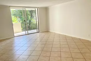 1000 Spanish River Rd, Boca Raton, FL 33432 - Photo 17