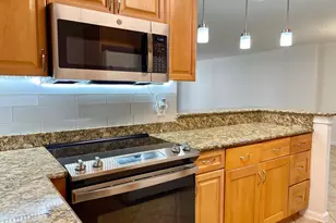 1000 Spanish River Rd, Boca Raton, FL 33432 - Photo 11