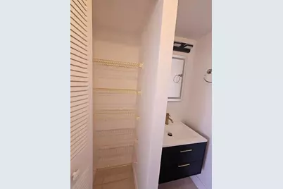 600 Three Islands Boulevard, Hallandale Beach, FL 33009 - Photo 15